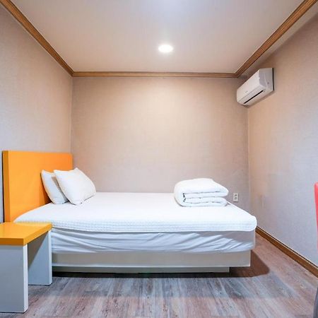 K Motel Daeyeon Пусан Экстерьер фото