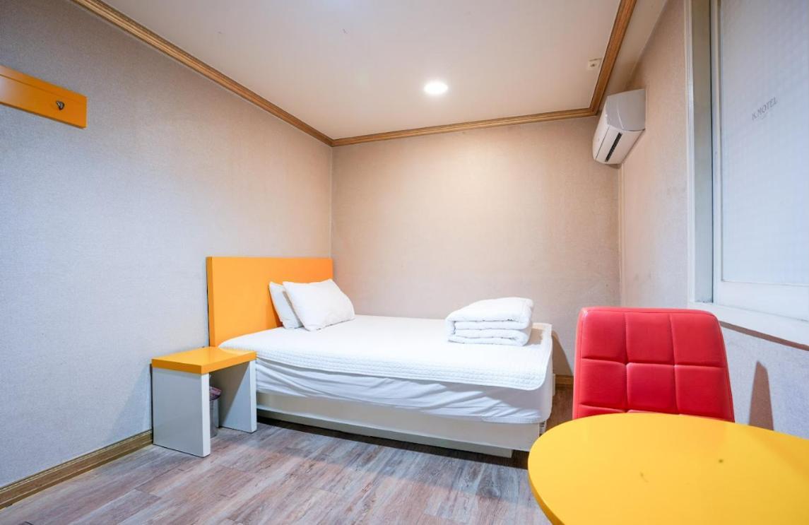 K Motel Daeyeon Пусан Экстерьер фото
