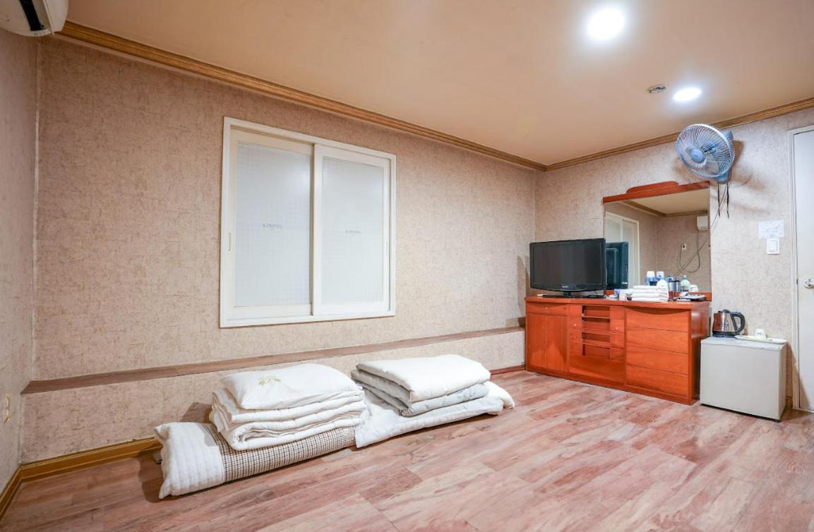 K Motel Daeyeon Пусан Экстерьер фото