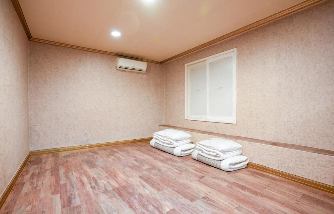 K Motel Daeyeon Пусан Экстерьер фото
